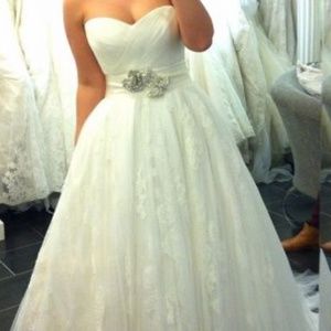 Enzoani Grace Wedding dress